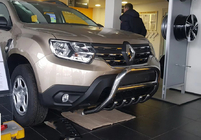Dacia Duster 2018-2024 Frontbügel ohne Schriftzug WT003 (Edelstahl) Foto 14