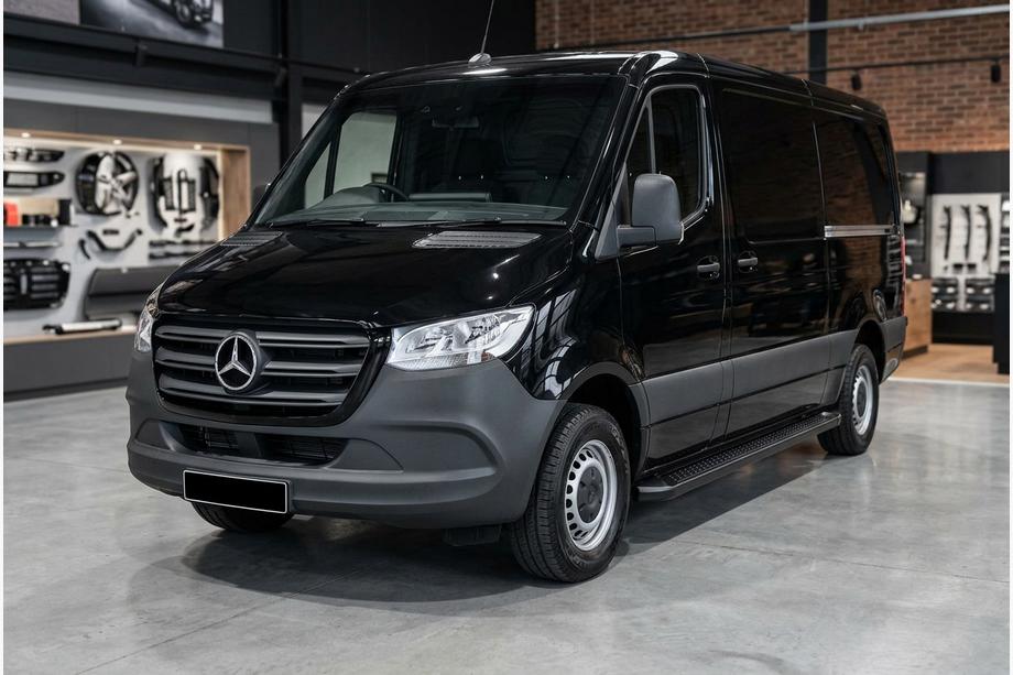 Mercedes Sprinter W907/W910 2018- Trittbretter Allmond Black (2 Stk., Aluminium) Image