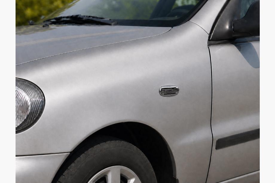 Daewoo Lanos 1998-2017 Grill für Blinker Oval (2 Stk, ABS) Image