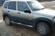 Chevrolet Niva 1998-2020 Seitliche Rohre (2 Stk, Edelstahl) Foto 2
