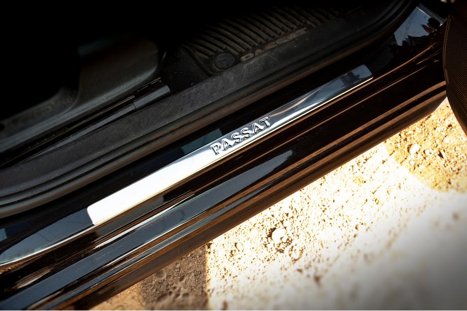 Volkswagen Passat B7 2012-2015 Einstiegsleisten OmsaLine Typ 1 (4 Stk, Edelstahl) Image