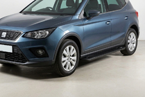 Seat Arona 2017- Trittbretter Allmond Black (2 Stk., Aluminium) Foto 1