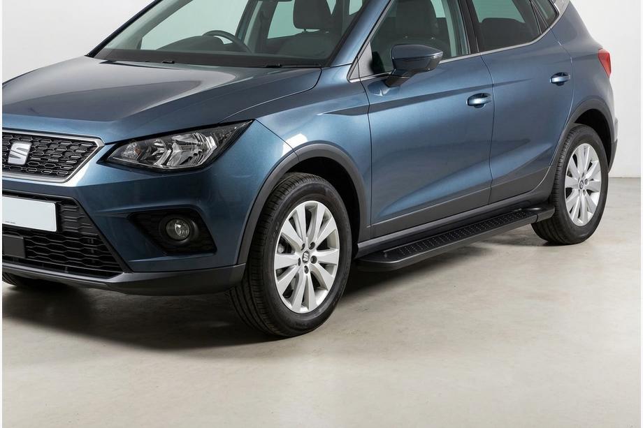Seat Arona 2017- Trittbretter Allmond Black (2 Stk., Aluminium) Image