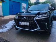 Lexus LX570/450d 2008-2022 Bodykit Set (TRD Sport 2017-2020) Schwarz Foto 10
