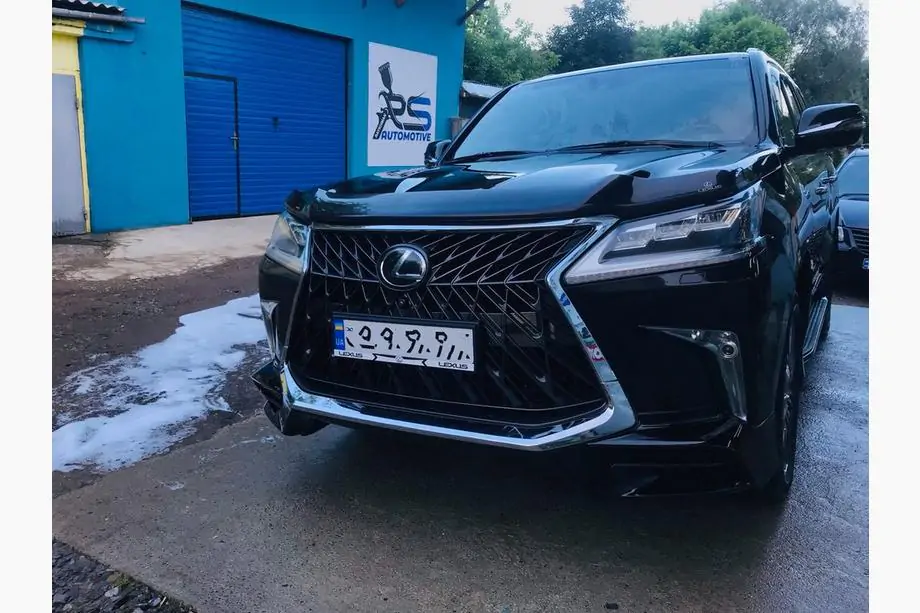 Lexus LX570/450d 2008-2022 Bodykit Set (TRD Sport 2017-2020) Foto 10
