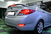 Hyundai Accent 2011-2017 Heckspoiler Niken V2 (grundiert zum Lackieren) Foto 3