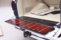 Toyota Land Cruiser 200 2007-2021 Holzeinlagen für Kofferraum Foto 3