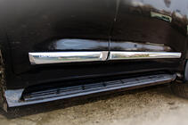 Toyota Land Cruiser 200 2007-2021 Satz Türschutzleisten (2016-2021) Foto 4
