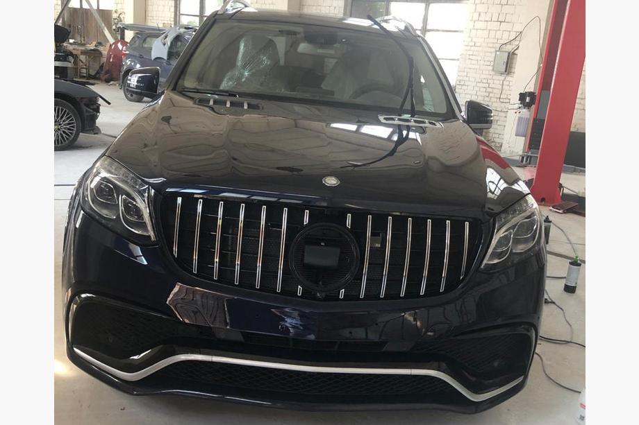 Mercedes GL/GLS class X166 2012-2019 Frontgrill GT Panamericana (für GLS) Foto 2