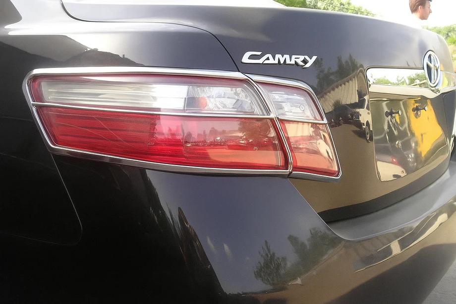 Toyota Camry 2006-2011 Chrom Rückleuchten Abdeckungen (2 Stk, Kunststoff) Image