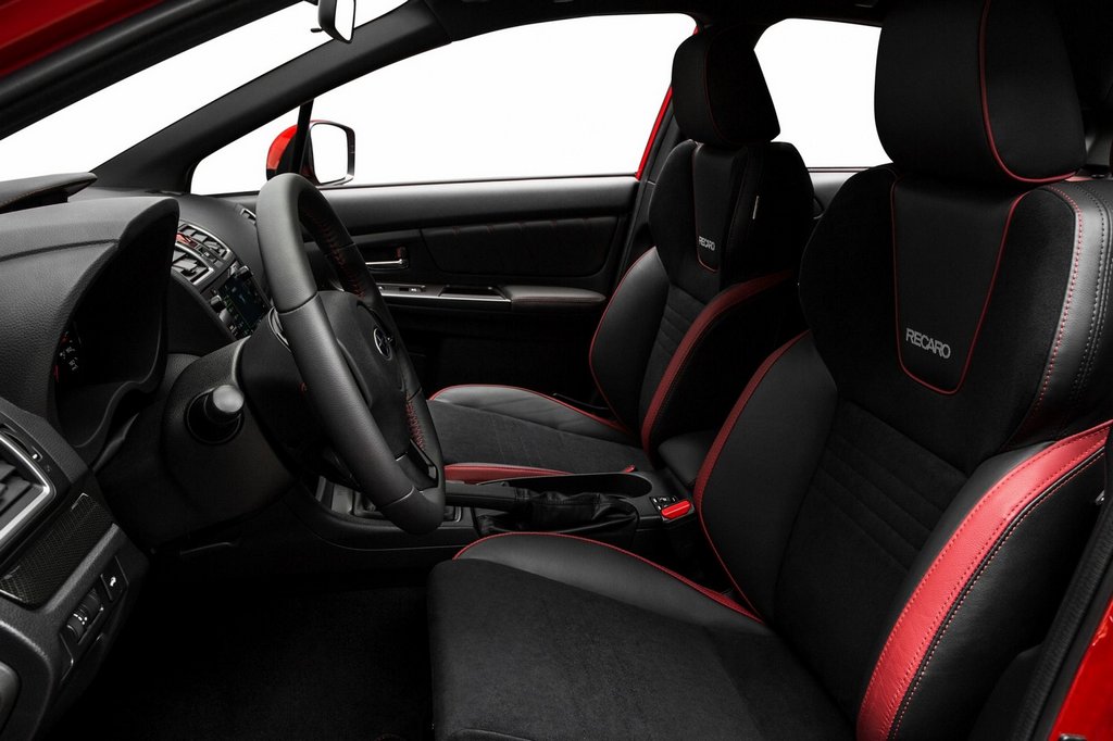 Durchsuchen Sie die aktualisierte Sport-Limousine Subaru WRX