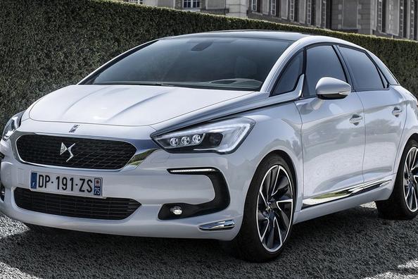 Übersicht fünftürige Fließheck Citroen DS5