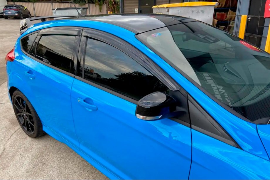 Ford Focus III 2011-2017 Windabweiser (4 Stk, HIC) Image