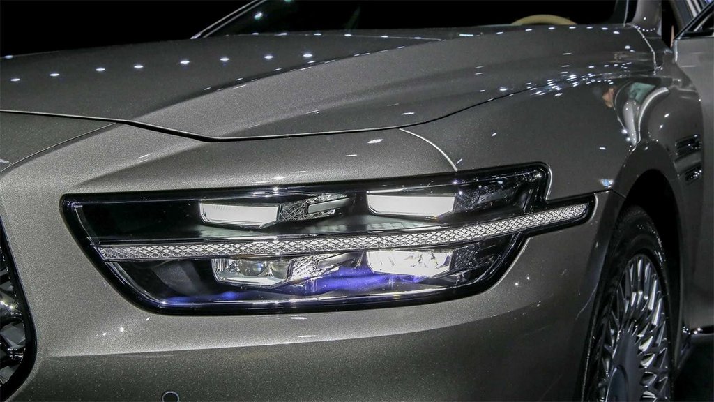 Übersicht der Premium-Limousine Genesis G90