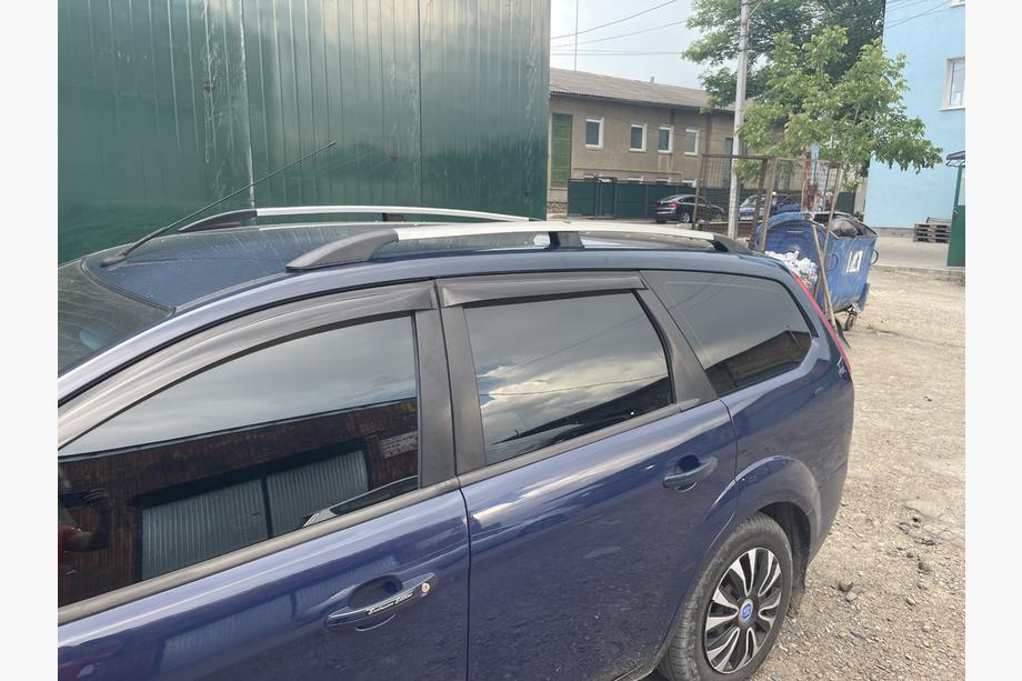 Ford Focus II 2005-2008 Aluminium Dachreling (Caravan, Chrom) Image