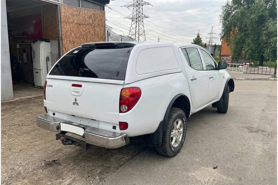 Mitsubishi L200 2006-2015 Laderaumabdeckung (2012-2015) Image