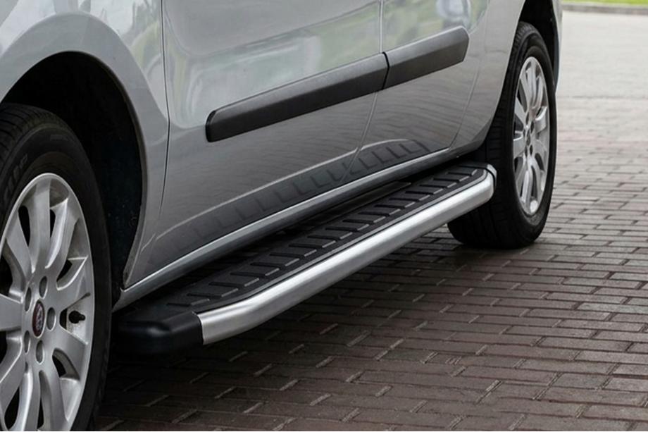 Fiat Doblo II 2010-2022 Seitenschweller Fullmond (2 Stk., Aluminium) Image