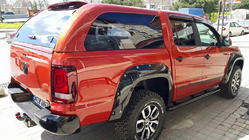 Volkswagen Amarok 2010-2022 Kotflügelverbreiterungen (GFK, grundiert zum Lackieren) 23 cm Foto 4