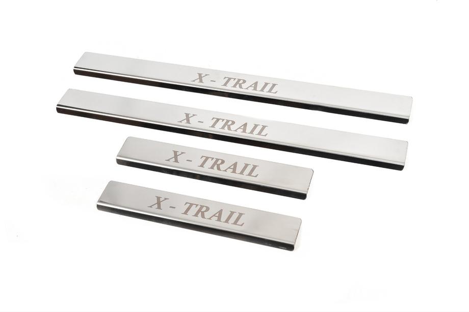 Nissan X-trail T30 2002-2007 Einstiegsleisten Carmos (4 Stk, Edelstahl) Image