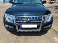 Mitsubishi Pajero Wagon IV 2006-2021 Facelift Set (Frontstoßstange) Foto 4