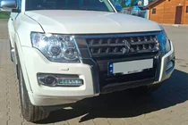 Mitsubishi Pajero Wagon IV 2006-2021 Facelift Set (Frontstoßstange) Foto 8