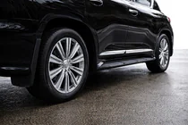 Lexus LX570/450d 2008-2022 Türleisten (Design 2016+) Foto 4
