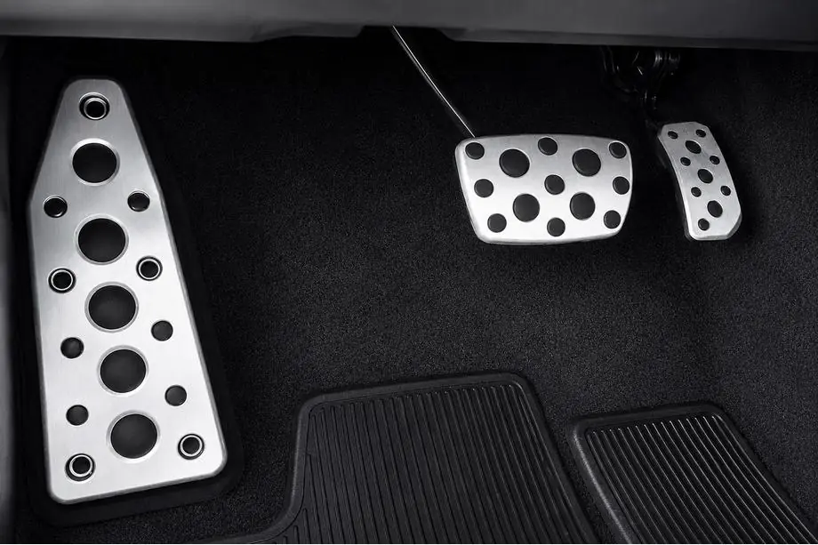 Lexus LX570/450d 2008-2022 Pedalauflagen Set Image