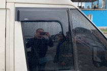 Ford Transit 2000–2014 Windabweiser (2 Stk, HIC) Foto 3