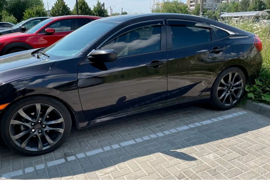 Honda Civic Sedan X 2016-2021 Windabweiser (4 Stk, HIC) Image