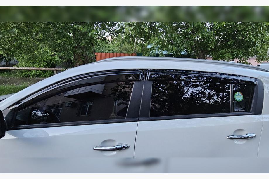 Kia Sportage 2010-2015 Windabweiser (4 Stk, HIC) Foto 2