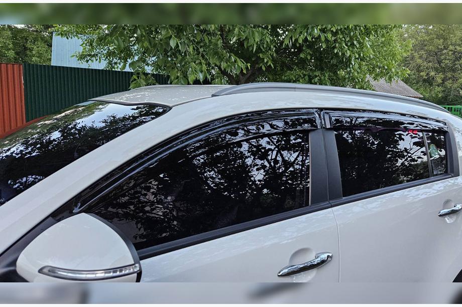Kia Sportage 2010-2015 Windabweiser (4 Stk, HIC) Foto 1