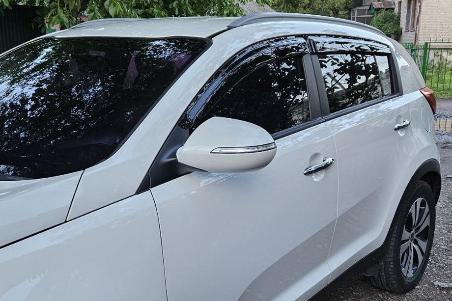 Kia Sportage 2010-2015 Windabweiser (4 Stk, HIC) Foto 4