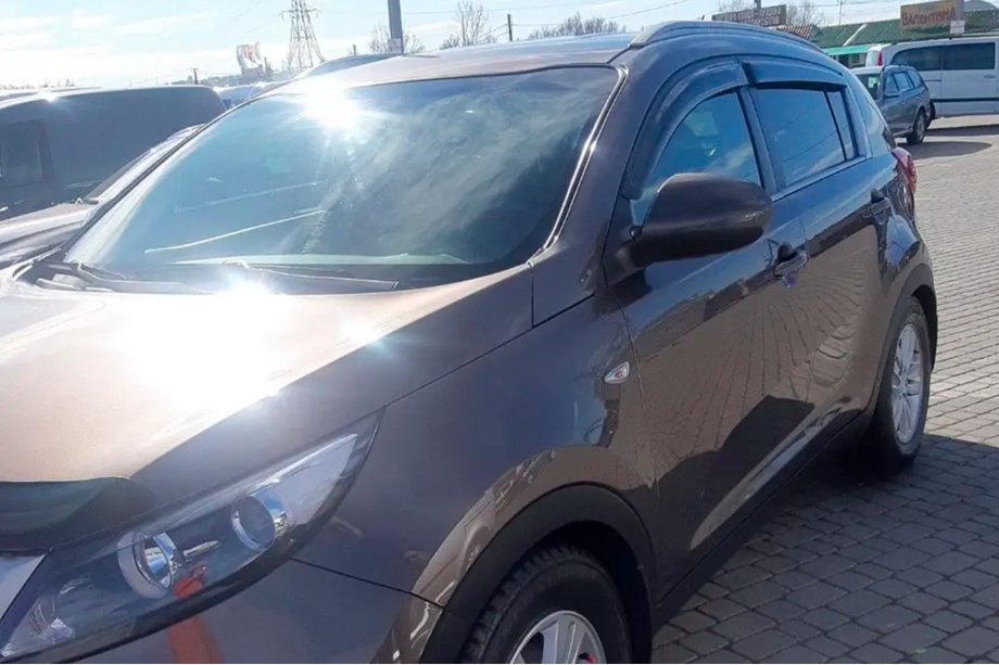 Kia Sportage 2010-2015 Windabweiser (4 Stk, HIC) Foto 11