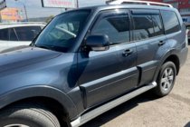 Mitsubishi Pajero Wagon IV 2006-2021 Windabweiser (4 Stk, HIC) Foto 1