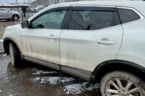 Nissan Qashqai 2014-2021 Windabweiser mit Chromleisten (4 Stk, HIC) Foto 2