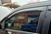 Nissan X-trail T30 2002-2007 Windabweiser (4 Stk, HIC) Foto 2