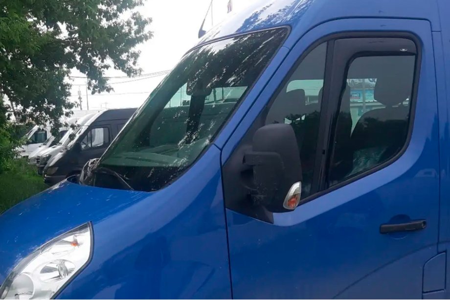 Renault Master 2011-2023 Windabweiser zum Einstecken (2 Stk, HIC) Image