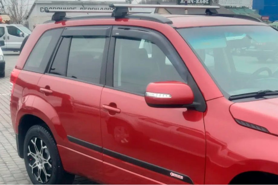Suzuki Grand Vitara 2005-2017 Windabweiser (4 Stk, HIC) Image
