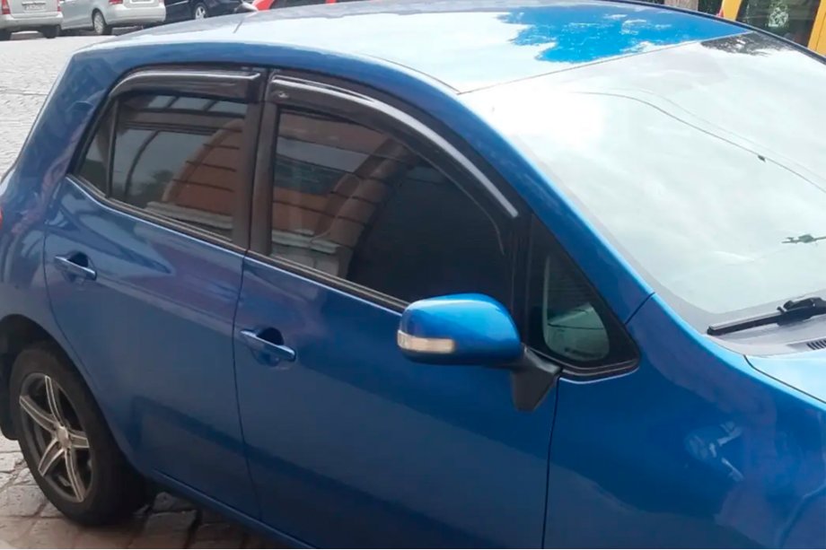 Toyota Auris 2007-2012 Windabweiser (4 Stk, HIC) Image