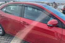 Toyota Corolla 2013-2019 Windabweiser (4 Stk, HIC) Foto 9