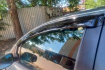 Toyota Yaris 2006-2011 Windabweiser HB (4 Stk, HIC) Foto 6