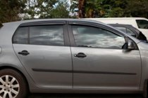 Volkswagen Golf 5 2003-2009 Windabweiser HB (4 Stk, HIC) Foto 1