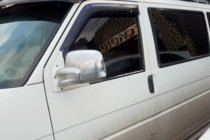 Volkswagen T4 Caravelle/Multivan 1990–2003 Windabweiser (2 Stk, HIC) Foto 3