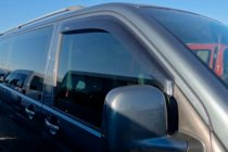 Volkswagen T5 2010-2015 Windabweiser (2 Stk, HIC) Foto 10