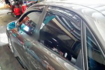Audi A4 B5 1994–2001 Windabweiser Sedan (4 Stk., HIC) Foto 1