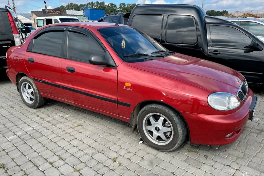 Chevrolet Lanos 1998–2017 Windabweiser (4 Stk, HIC) Image