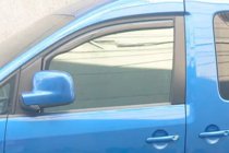 Fiat Fiorino/Qubo 2008-2024 Windabweiser zum Einstecken (2 Stk, HIC) Foto 2