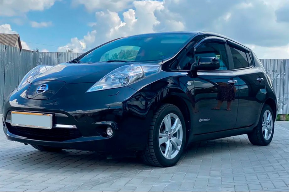 Nissan Leaf 2010-2017 Windabweiser (4 Stk, HIC) Image