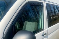 Volkswagen T6 2015-2024 Windabweiser zum Einstecken (2 Stk, HIC) Foto 4