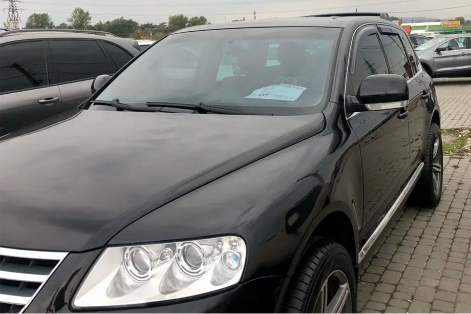 Volkswagen Touareg 2002–2010 Windabweiser (4 Stk, HIC) Foto 10